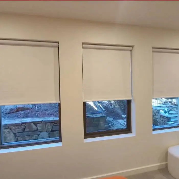 Motorised roller blinds in Heidelberg Vic Video Review - IndesignBlinds Melbourne