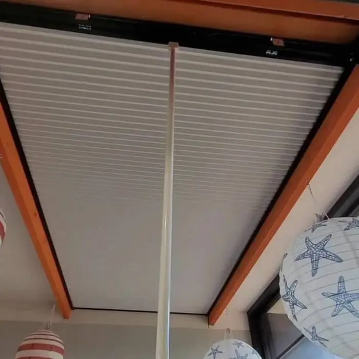 Installing Skylight blinds Video Review - IndesignBlinds Melbourne